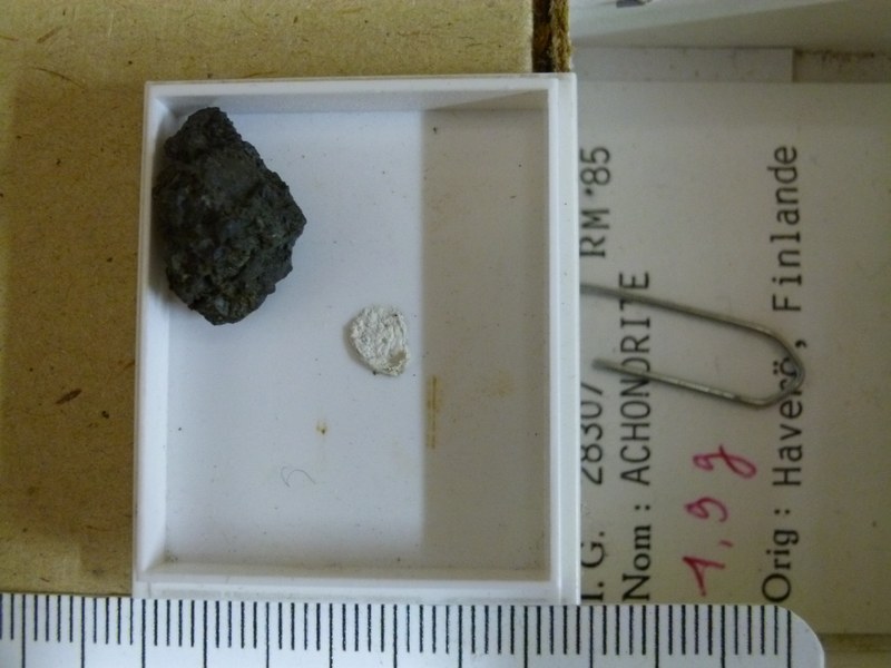 M085.jpg