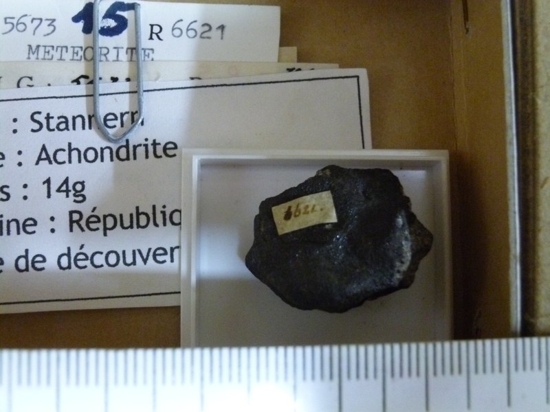 M015.jpg