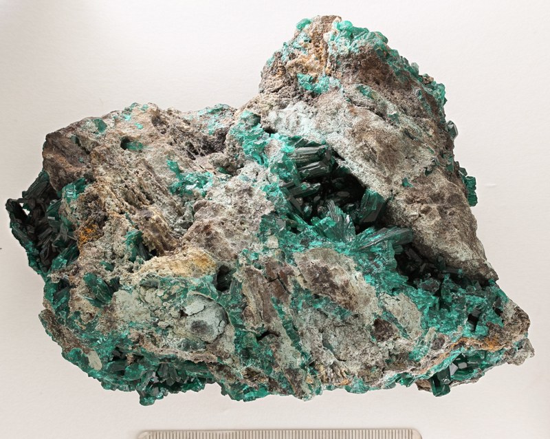 RG0020 Dioptase b.jpg