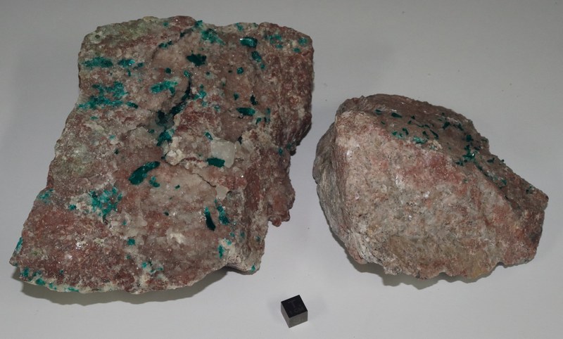 RG0022-RG0023 Dioptase Calcite Crystals.JPG