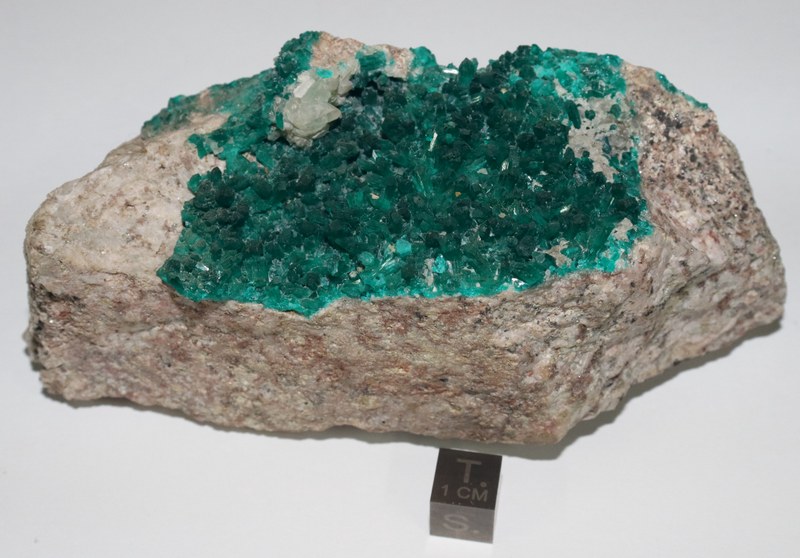 RG0024 Dioptase.JPG