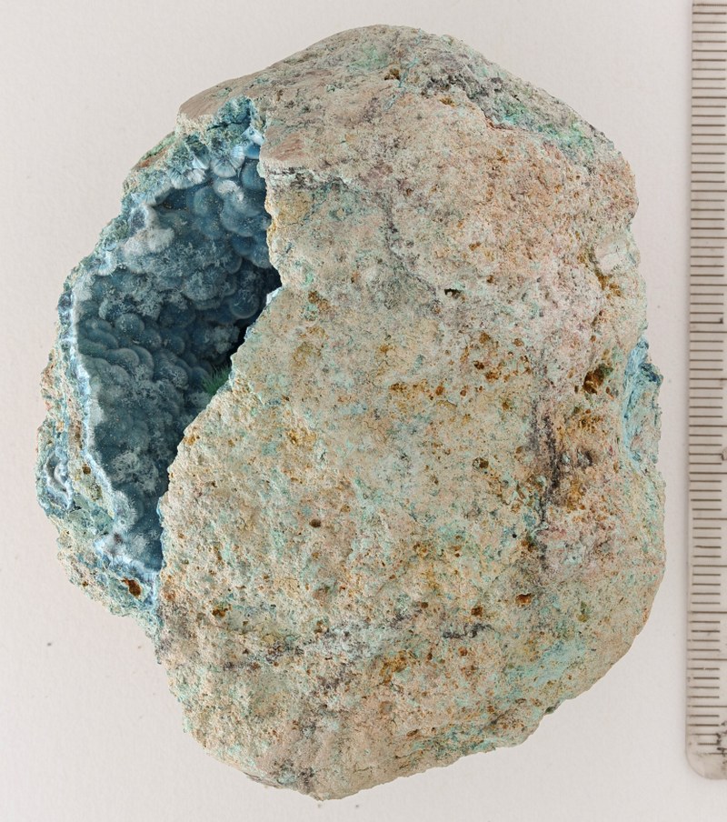 RG0071 Shattuckite b.jpg