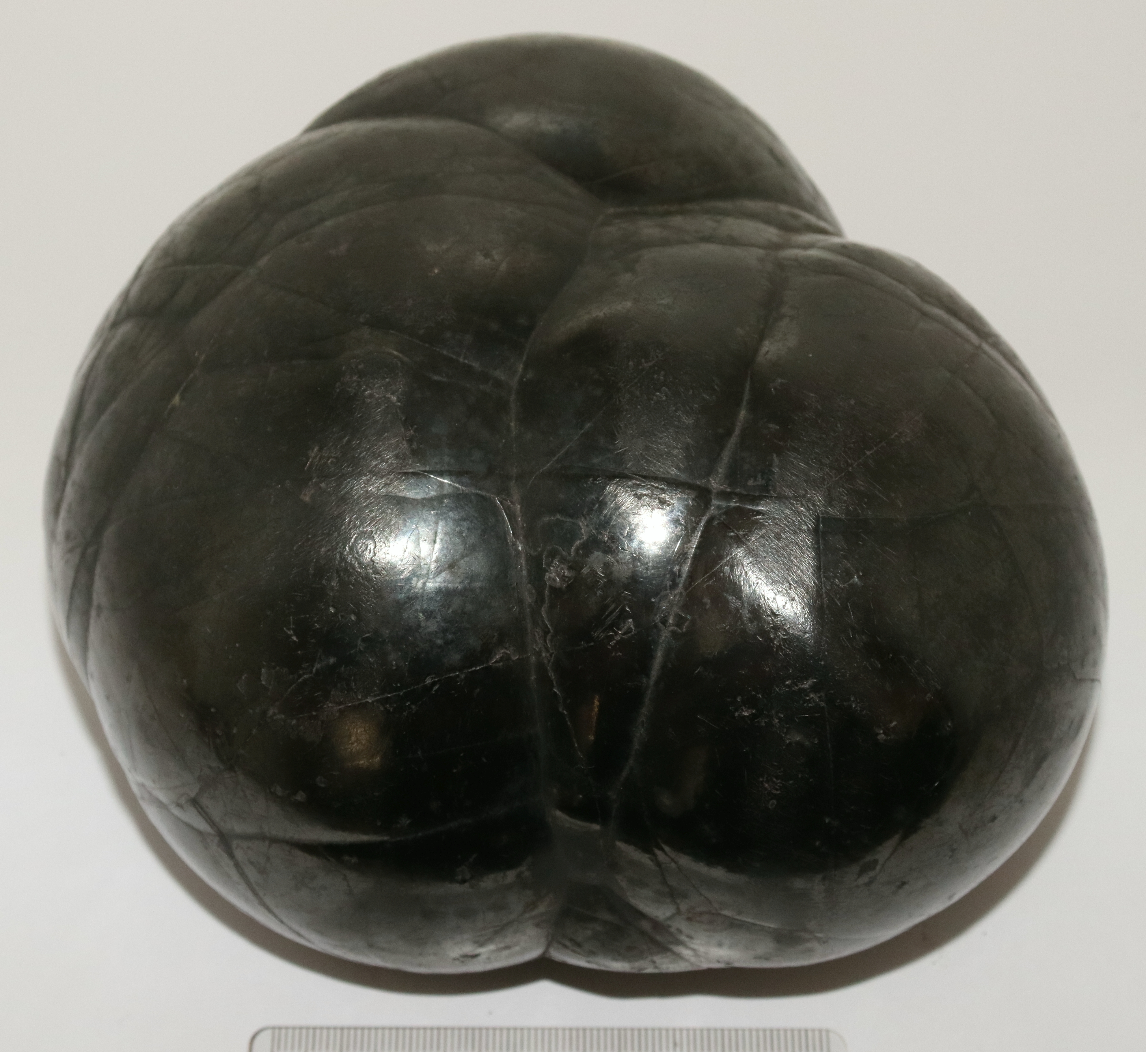 RG0089 Hematite b.JPG