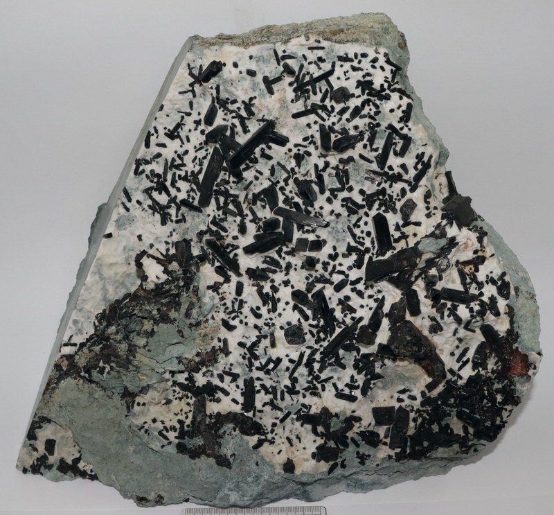RG0095 Neptunite a.JPG