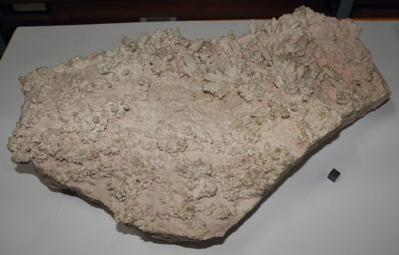 RG0200 Rhodochrosite Calcite.JPG