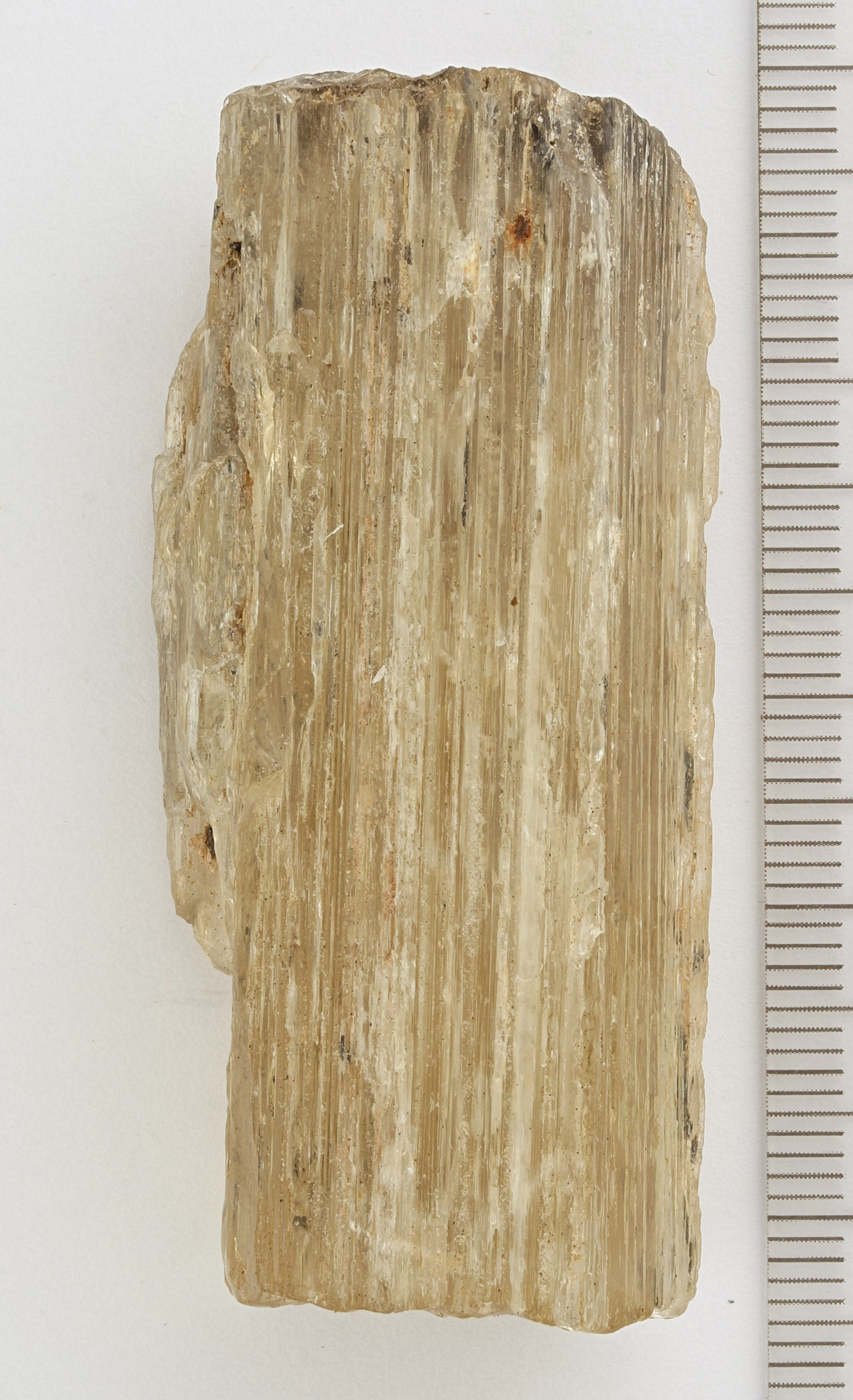 RG0222 Scapolite.jpg