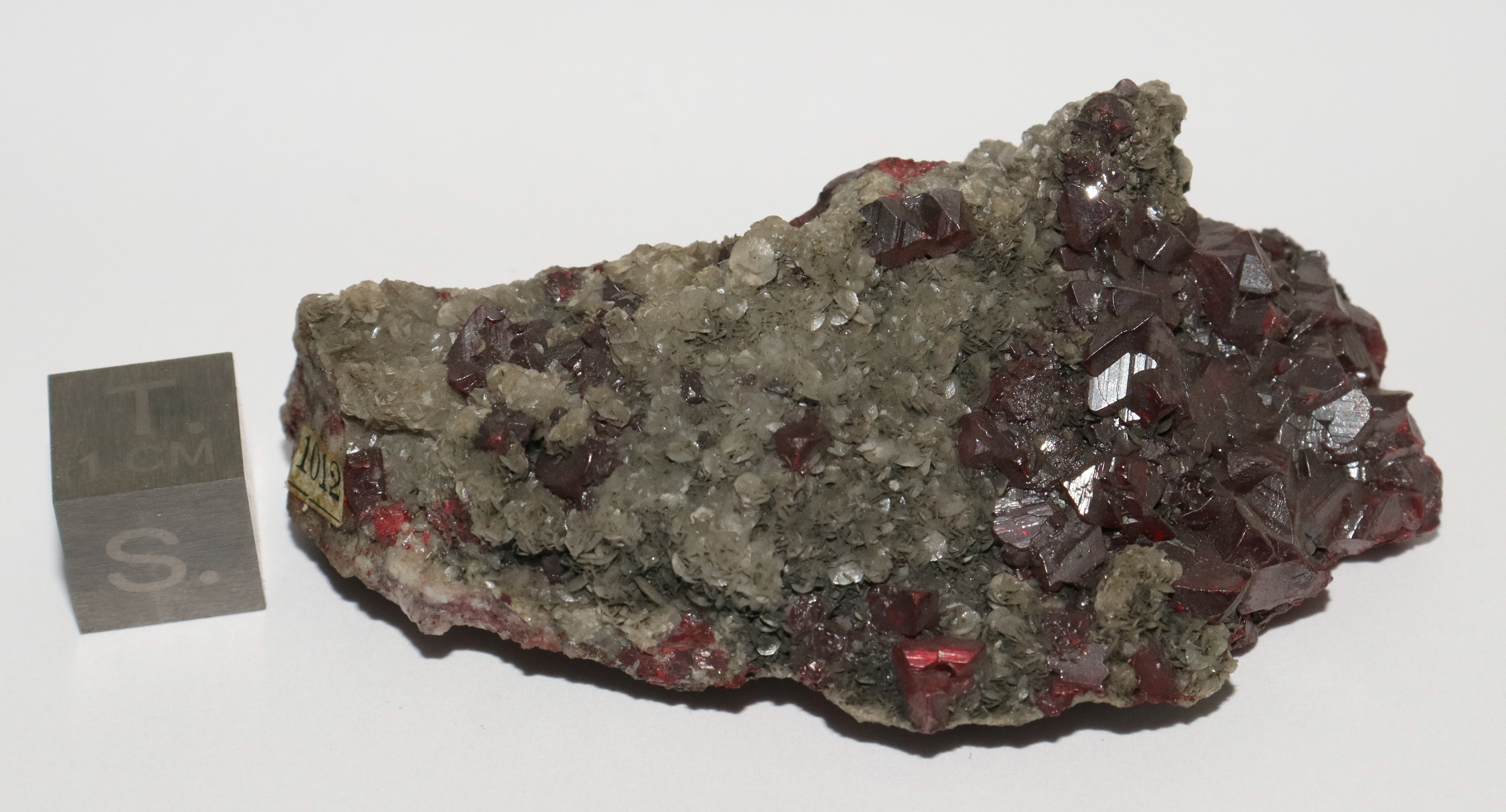 RG0246 Cinnabar.JPG