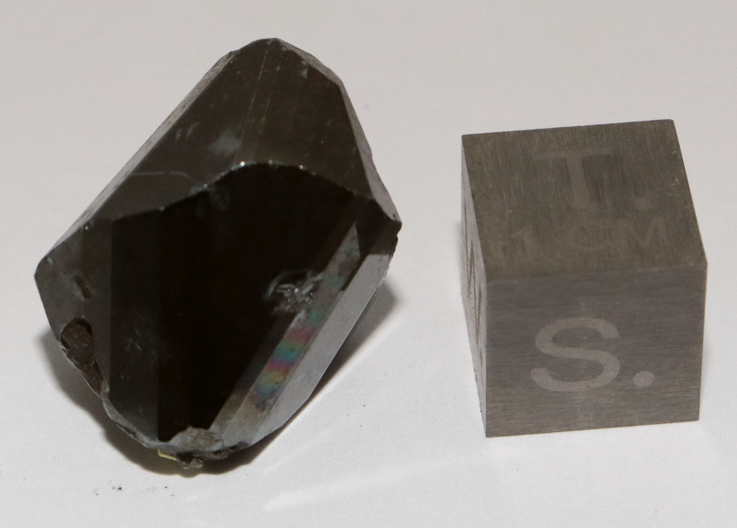 RG0266 Hematite.JPG