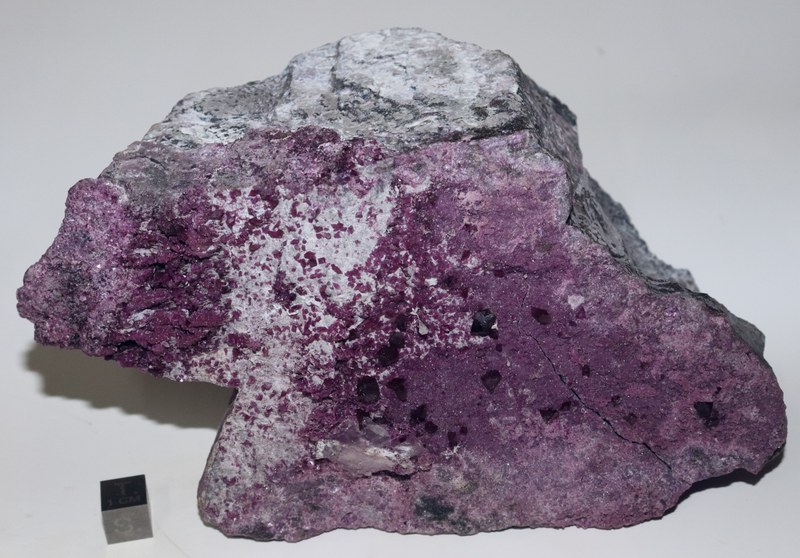 RG0269 Clinochlore Kammererite.JPG