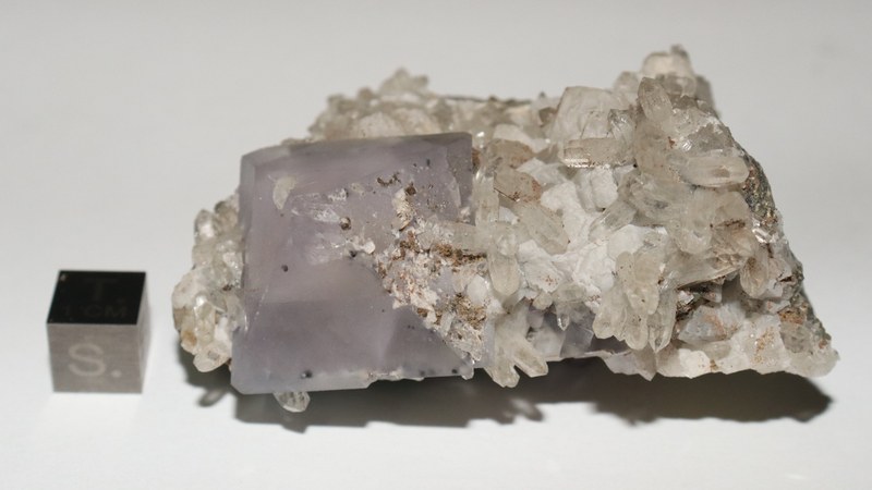 RG0281 Fluorite.JPG