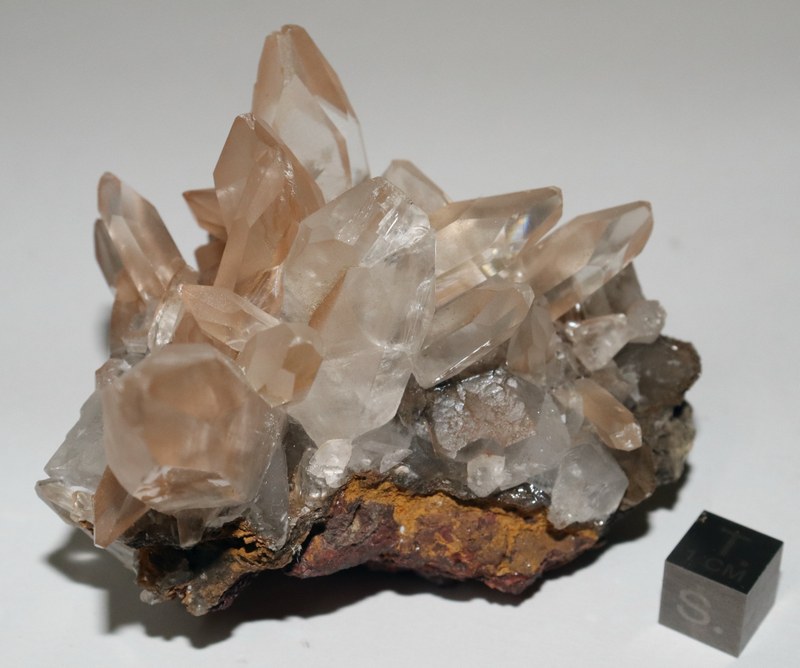 RG0293 Calcite.JPG
