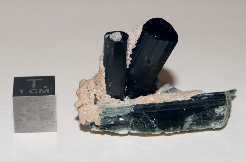 RG0328 Tourmaline.JPG