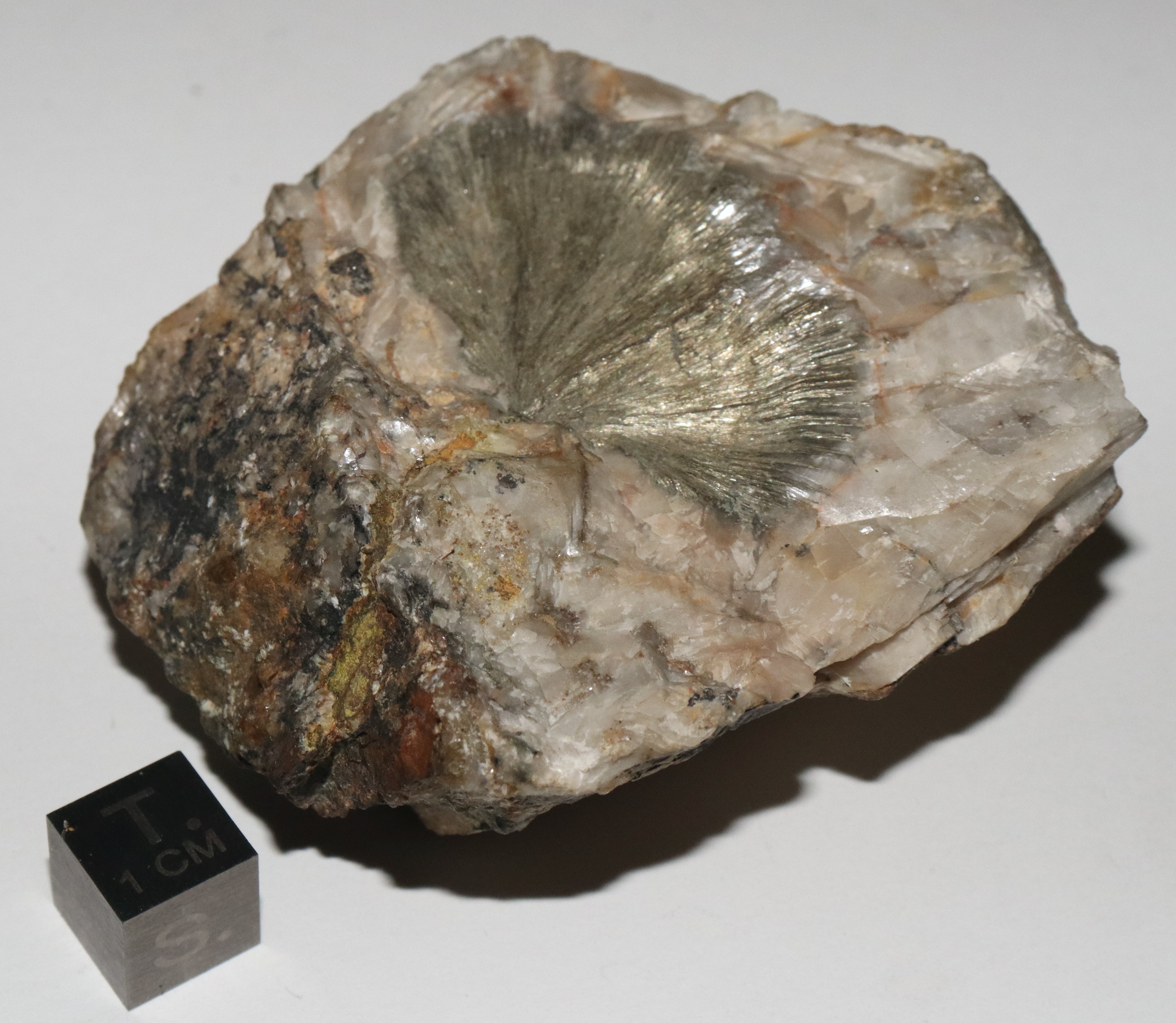 RG0355 Millerite.JPG