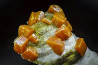RG0360 27730.wulfenite.jpg RG0360 27730.wulfenite.jpg