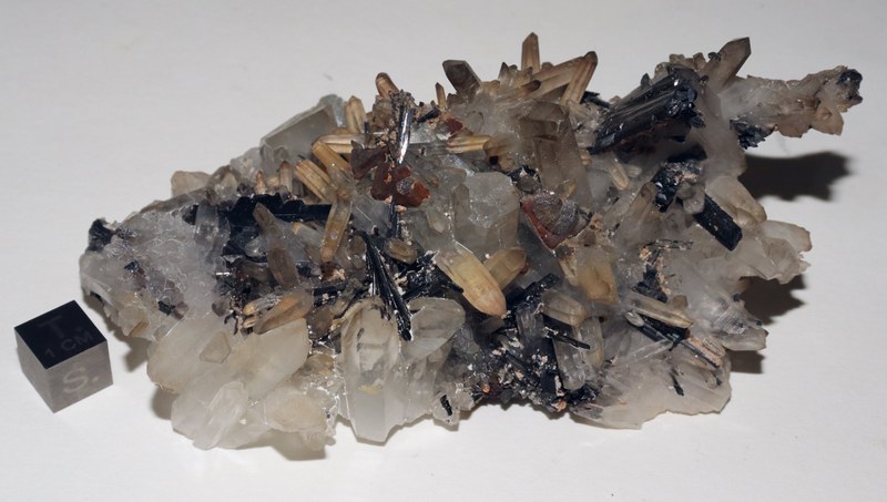 RG0375 Wolframite.JPG
