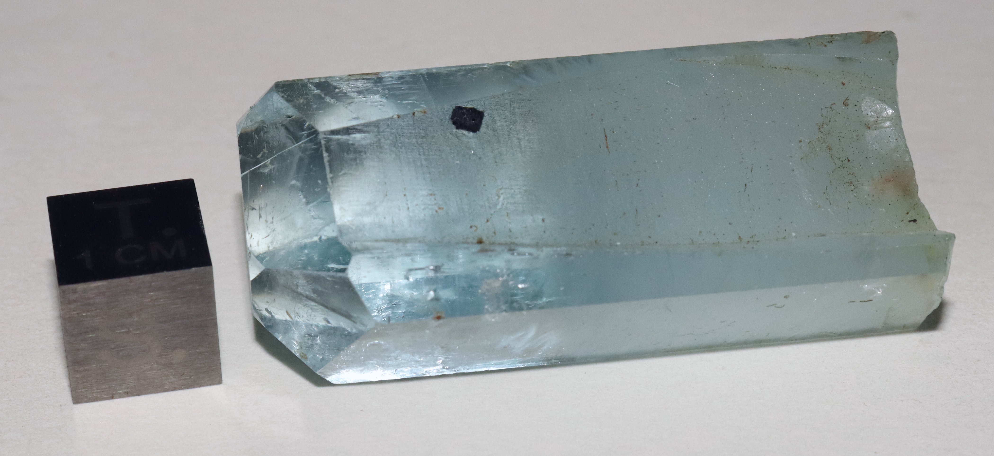 RG0376 Beryl Aquamarine.JPG