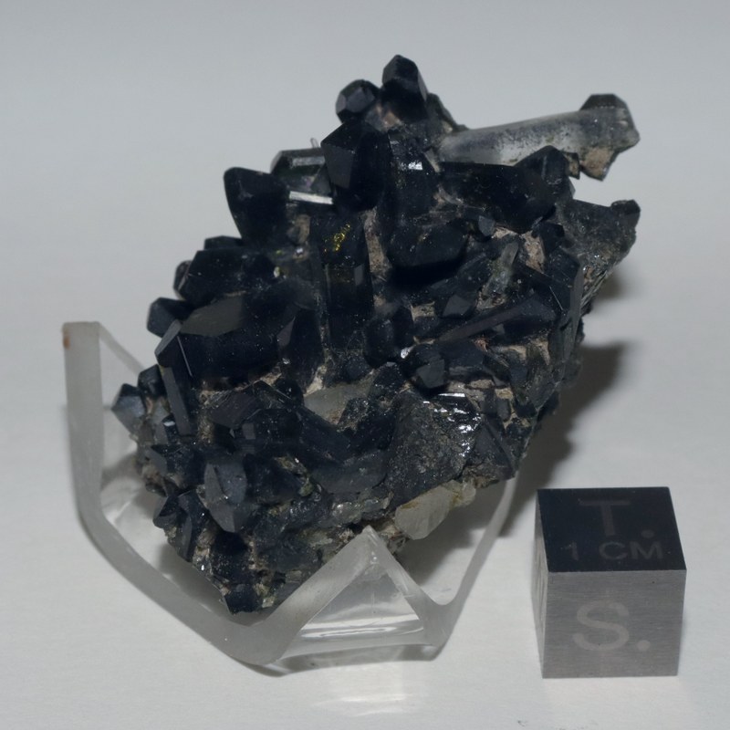 RG0383 Epidote.JPG