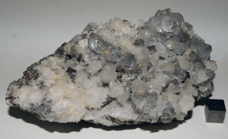 RG0431 Fluorite.JPG