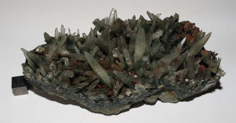 RG0465 Quartz Prasem.JPG