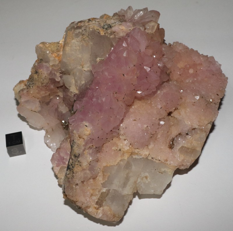 RG0467 Quartz Rose.JPG