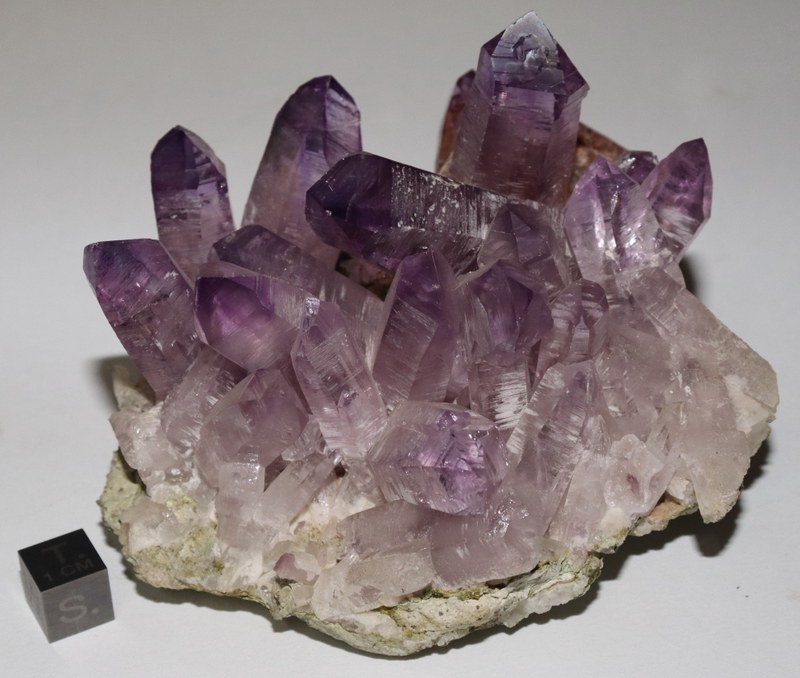 RG0478 Quartz.JPG