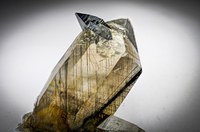 RG0504 27724.anatase on-in & rtulie in quartz.jpg RG0504 27724.anatase on-in & rtulie in quartz.jpg