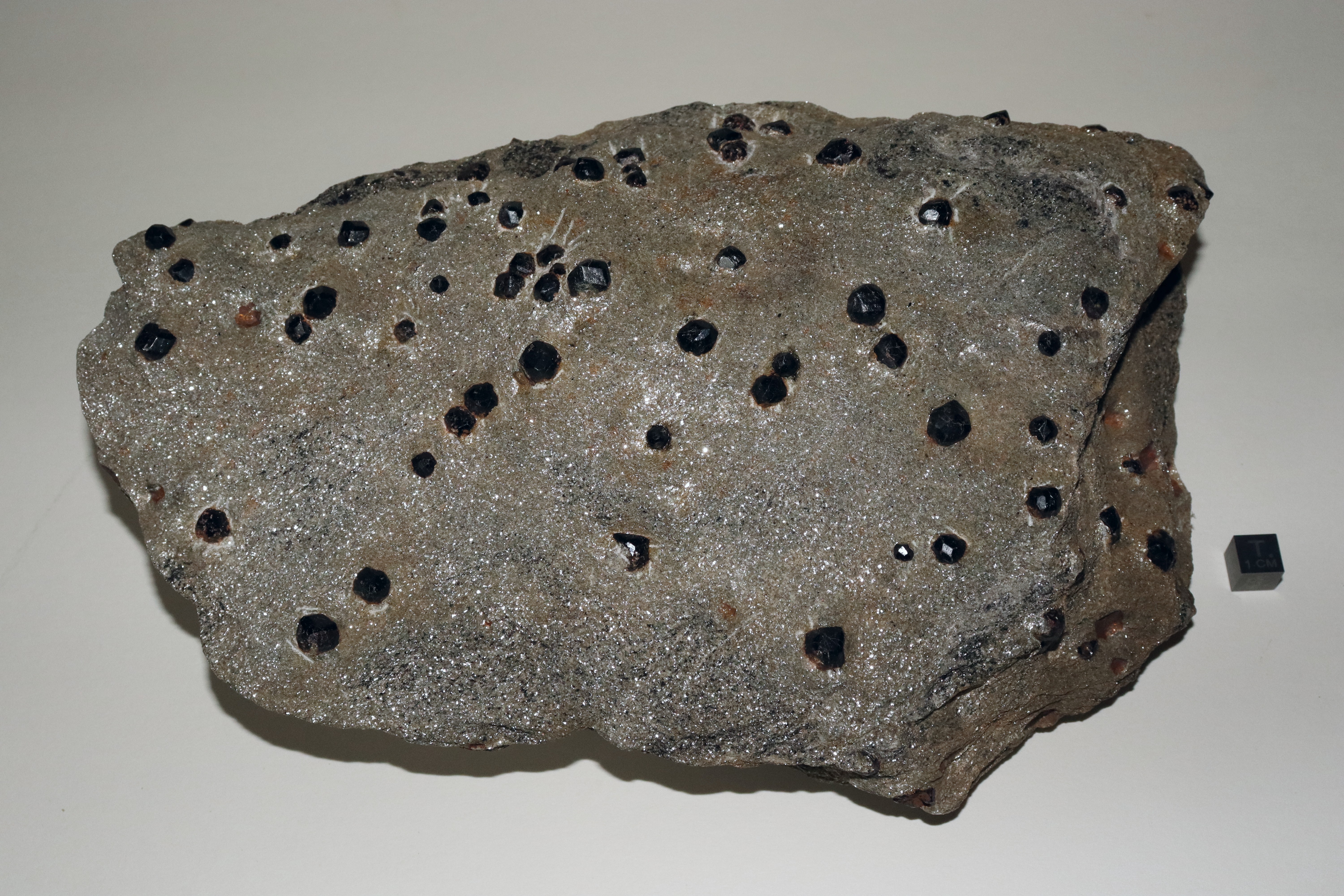 RG0529 Garnet Group.JPG