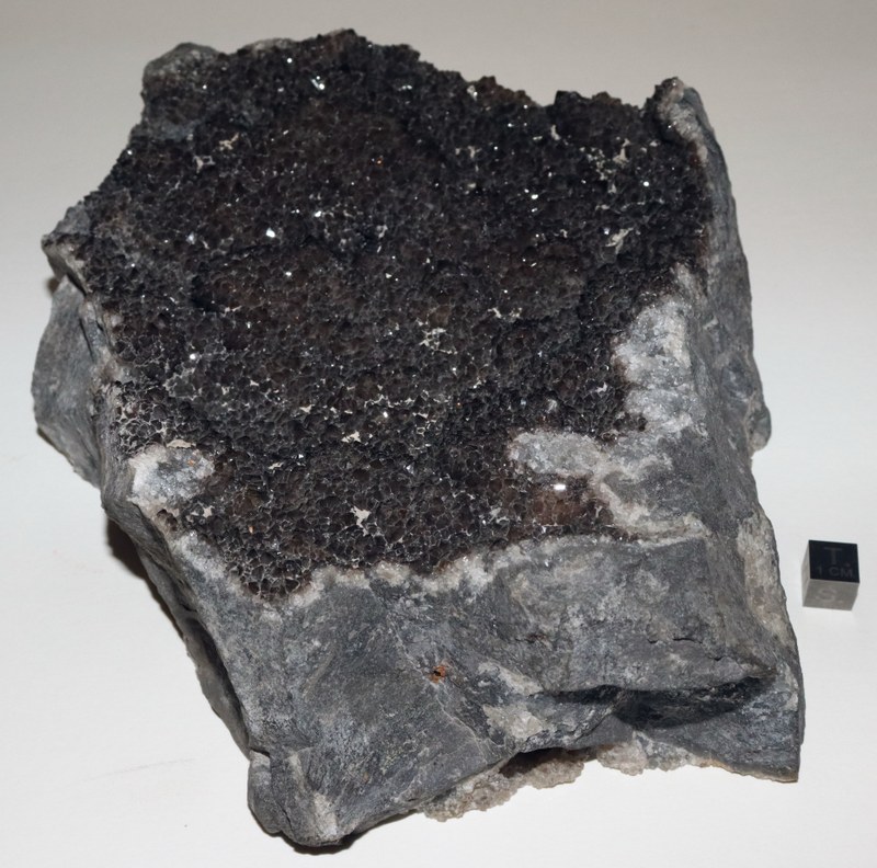 RG0552 Quartz.JPG