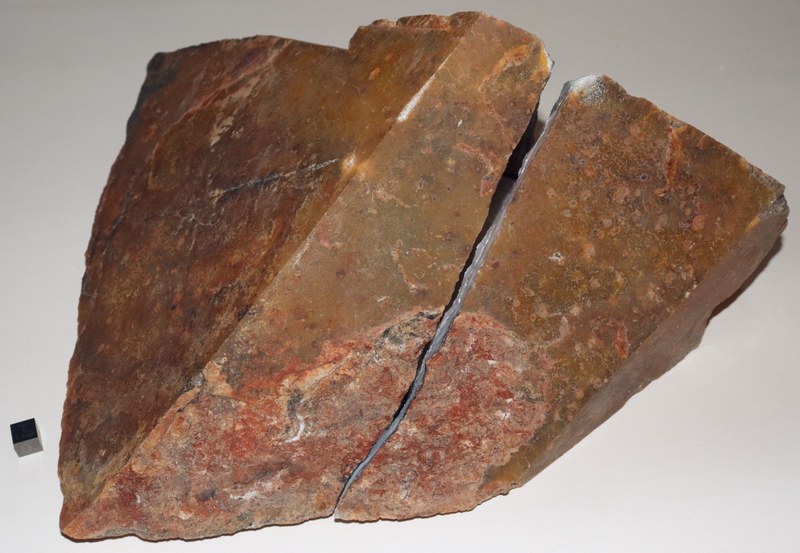 RG0568 Quartz (1).JPG