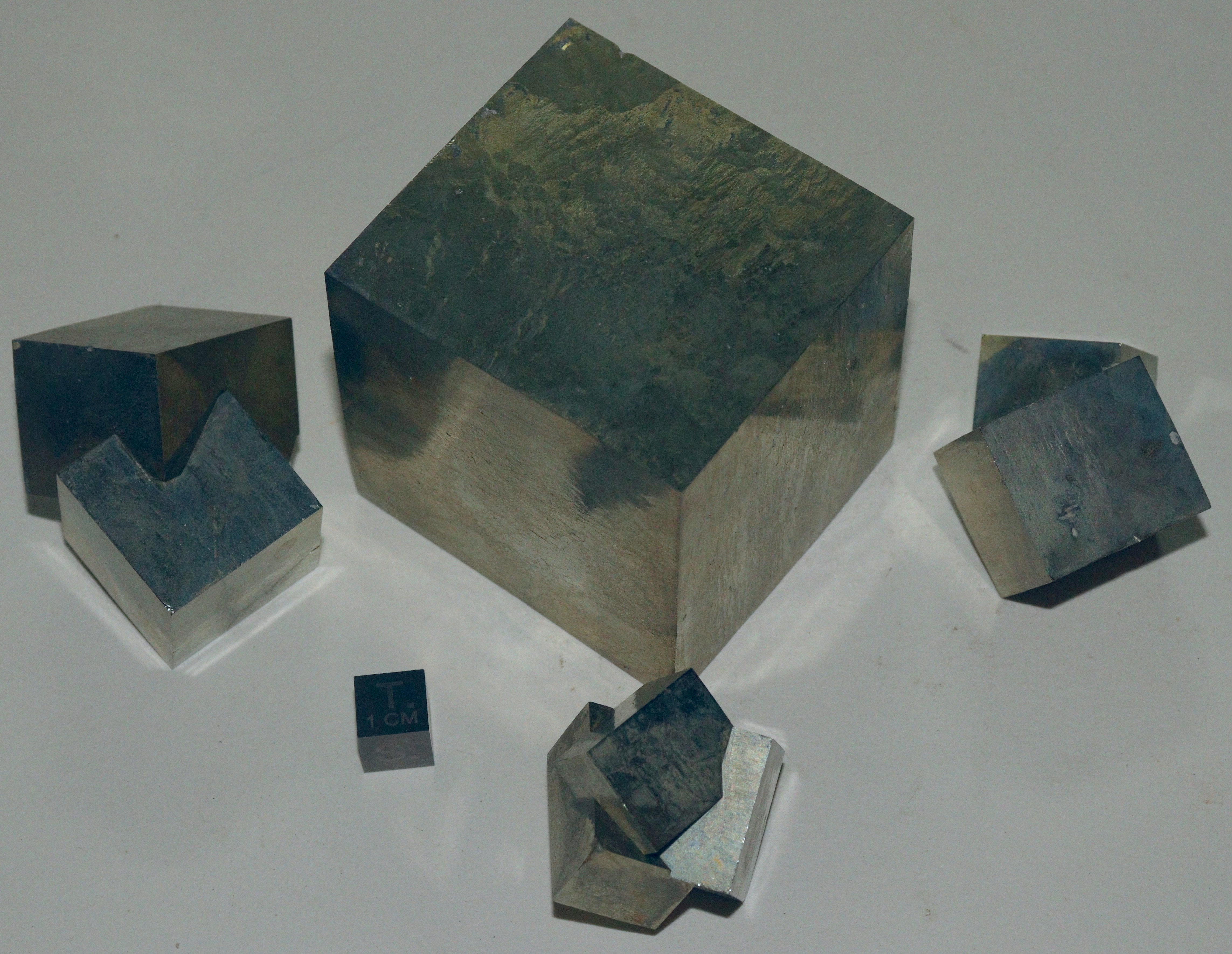 RG0583 Pyrite (1).JPG
