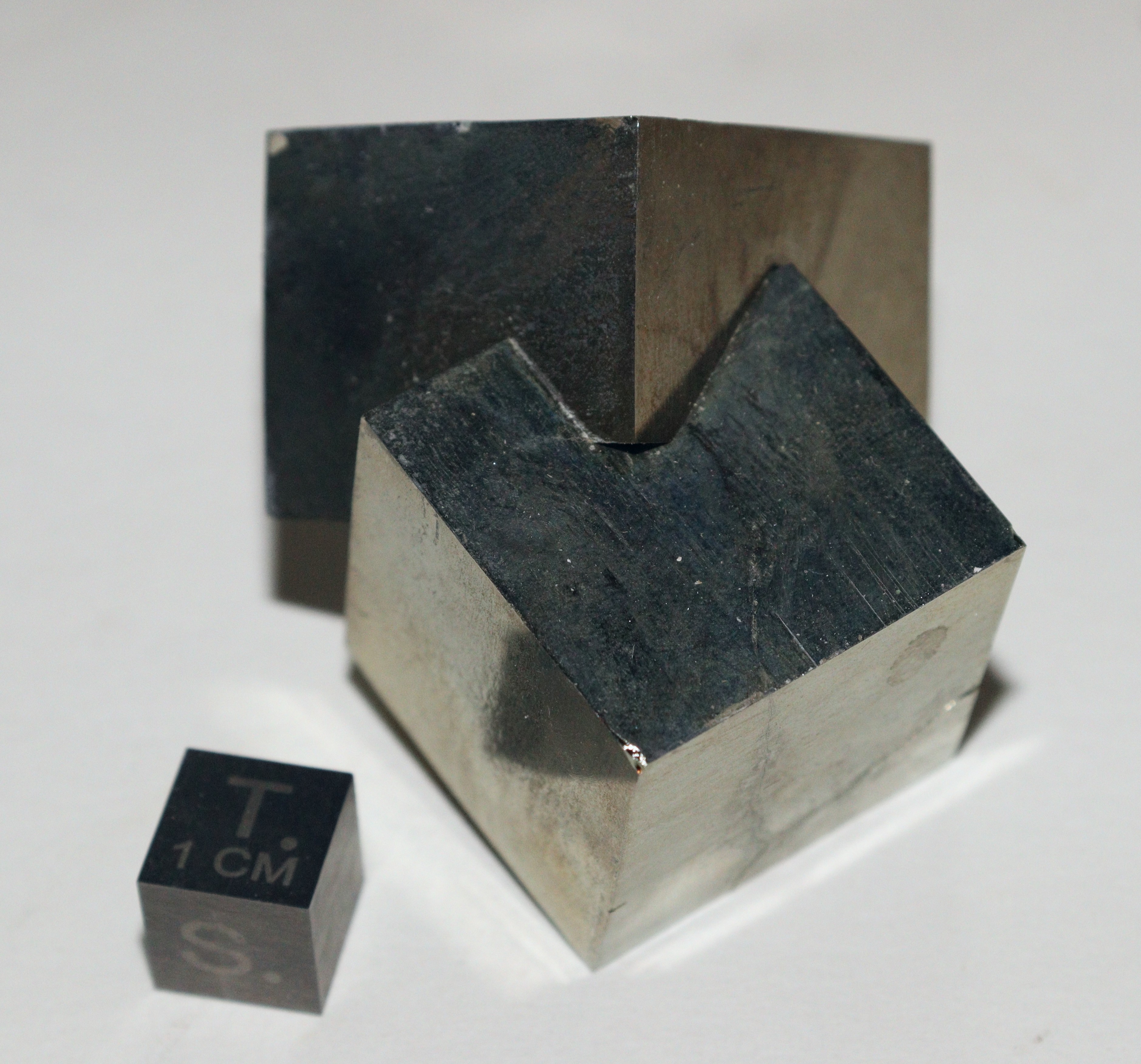 RG0583 Pyrite (2).JPG