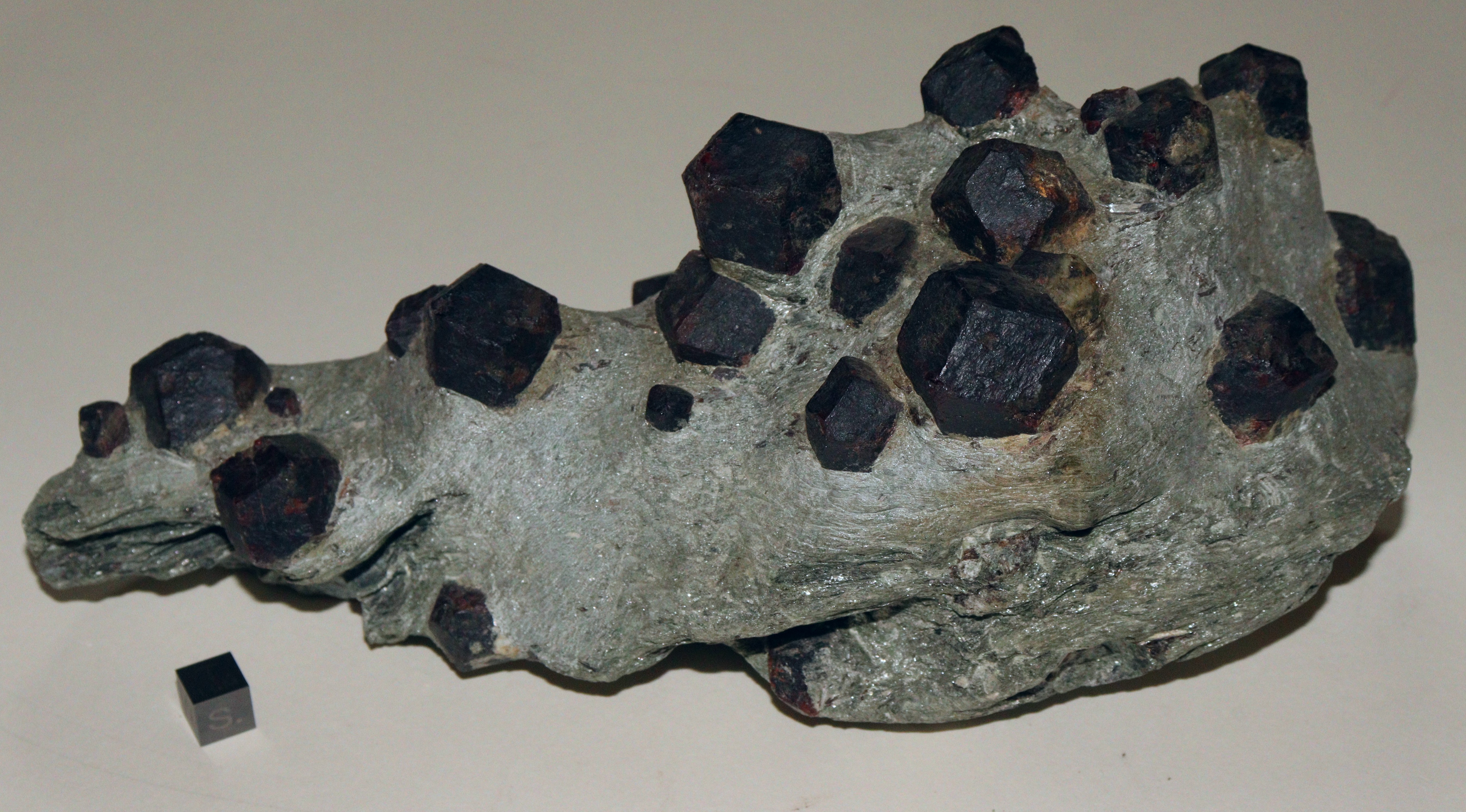 RG0620 Garnet.JPG