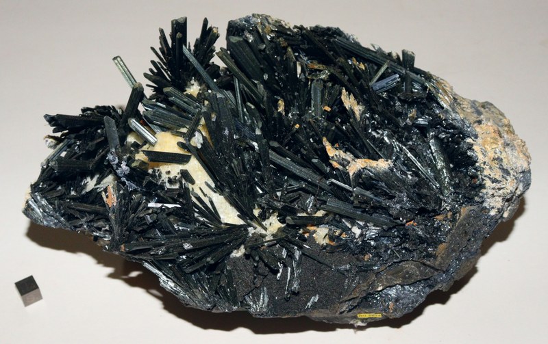RG0625 Stibnite.JPG