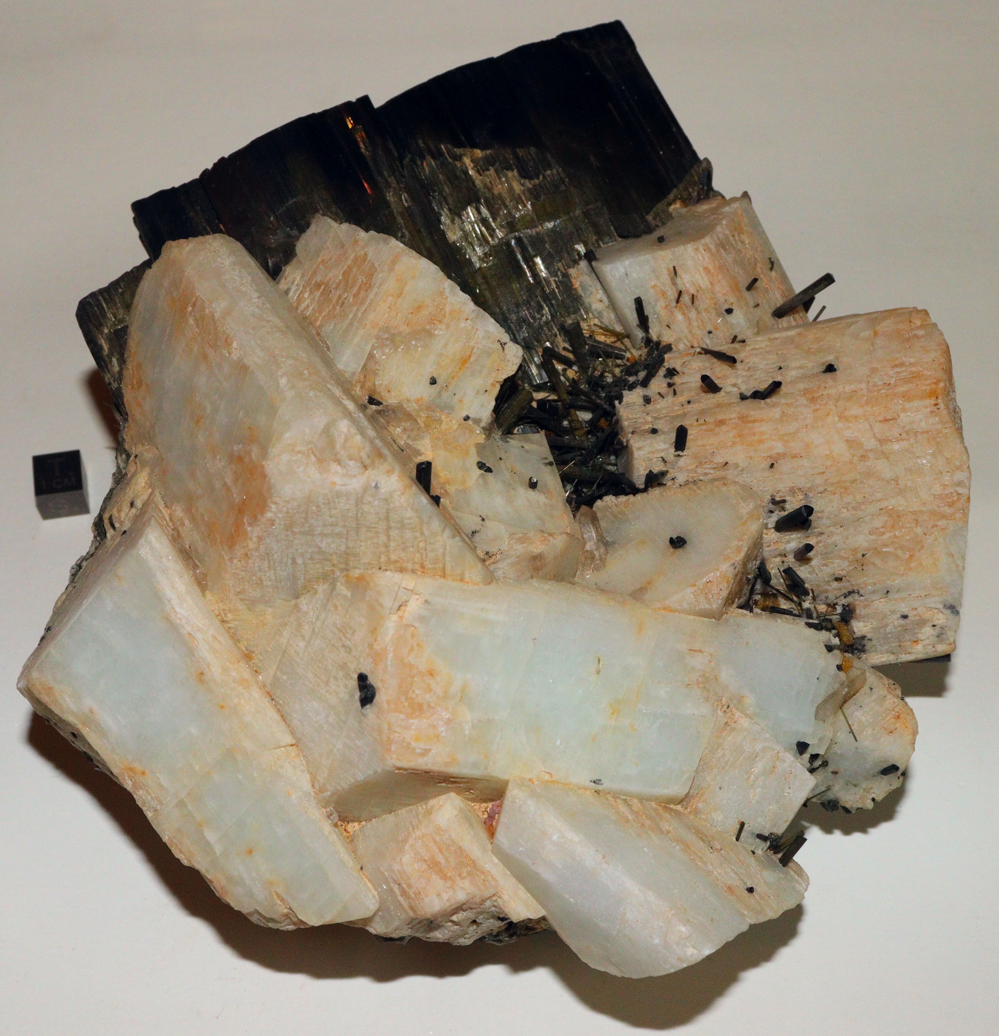 RG0627 Tourmaline.JPG