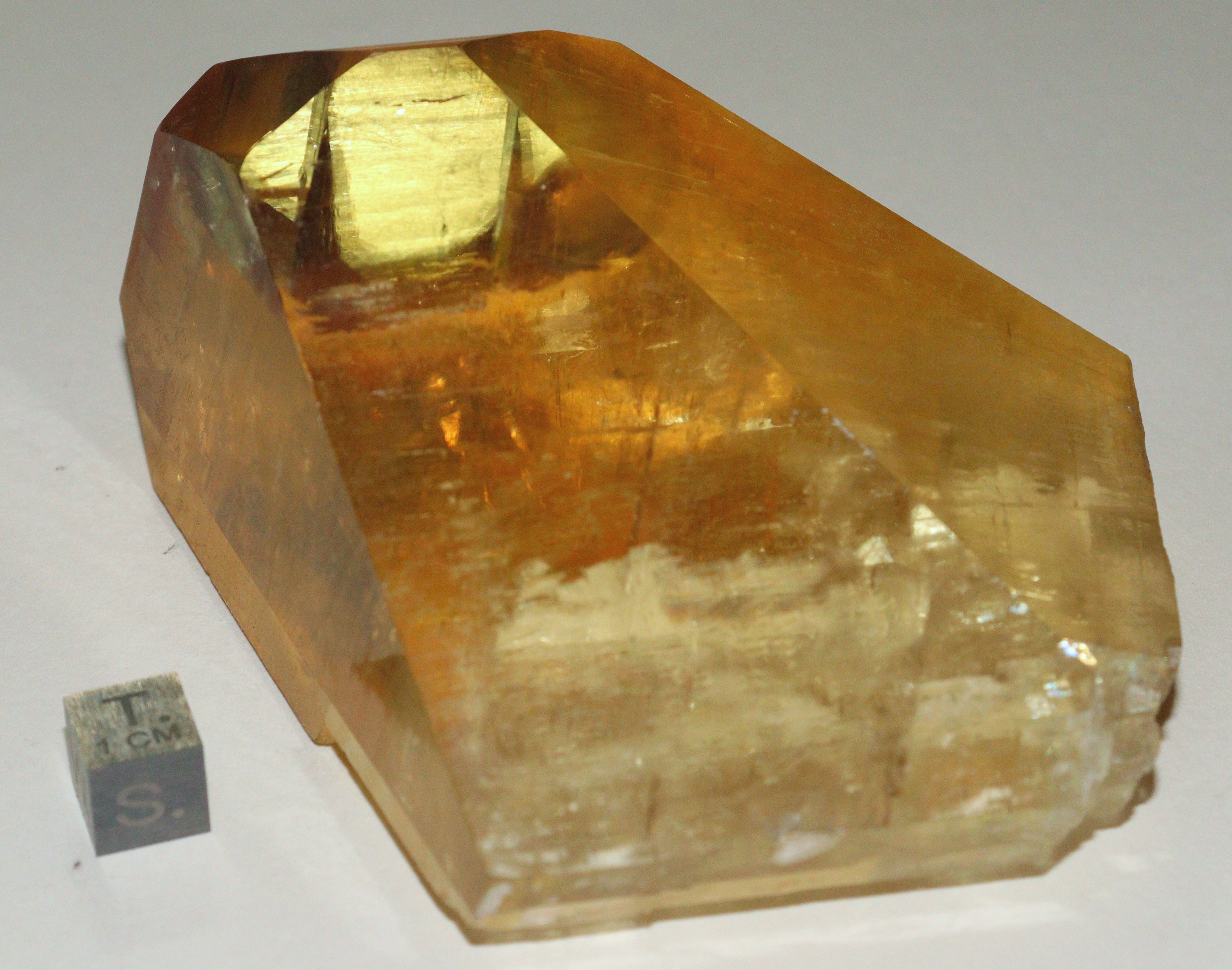 RG0643 Calcite.JPG