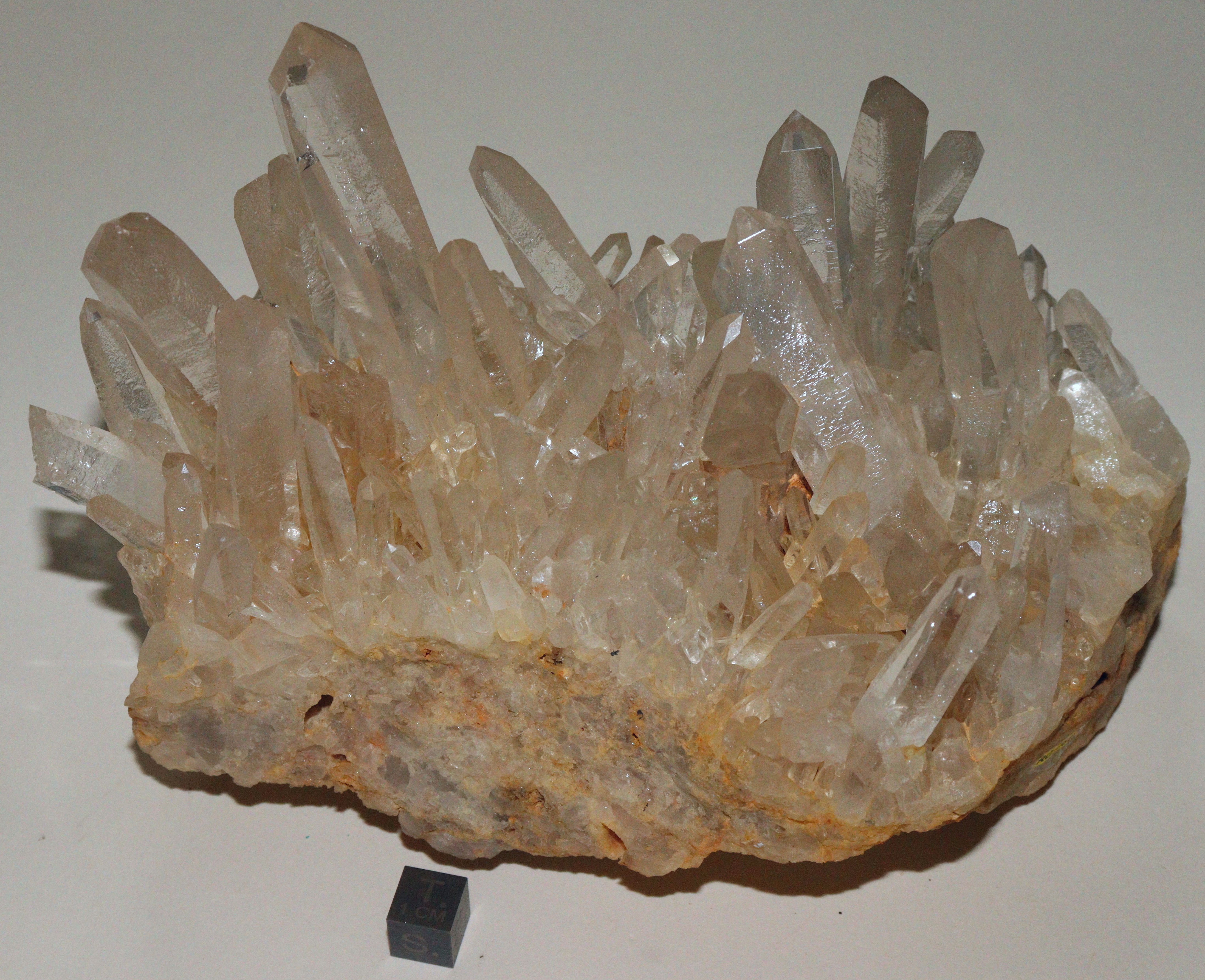 RG0660 Quartz.JPG