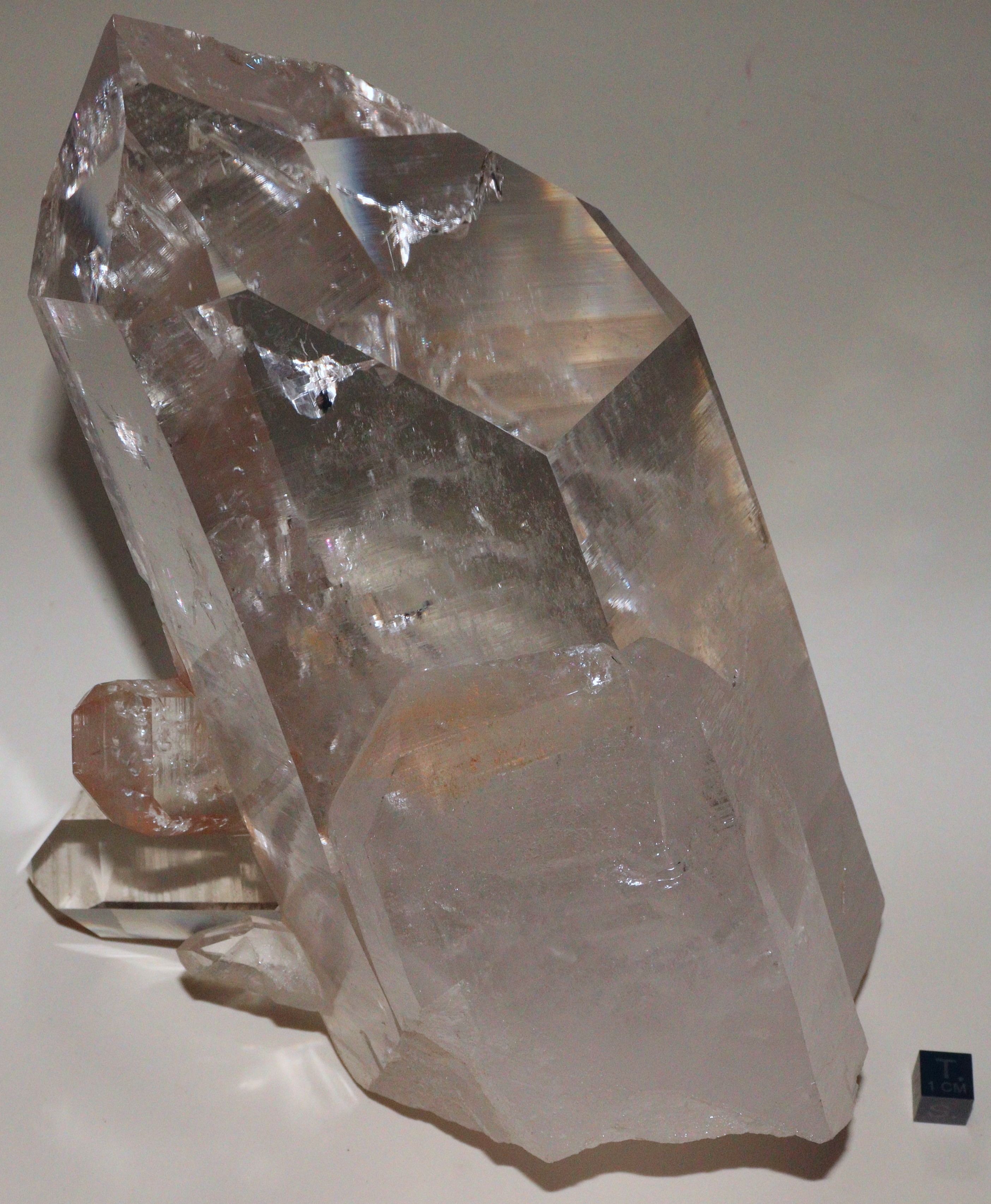 RG0668 Quartz.JPG