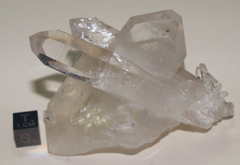 RG0673 Quartz.JPG