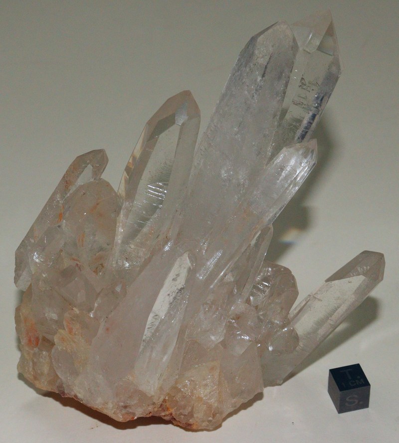 RG0674 Quartz.JPG