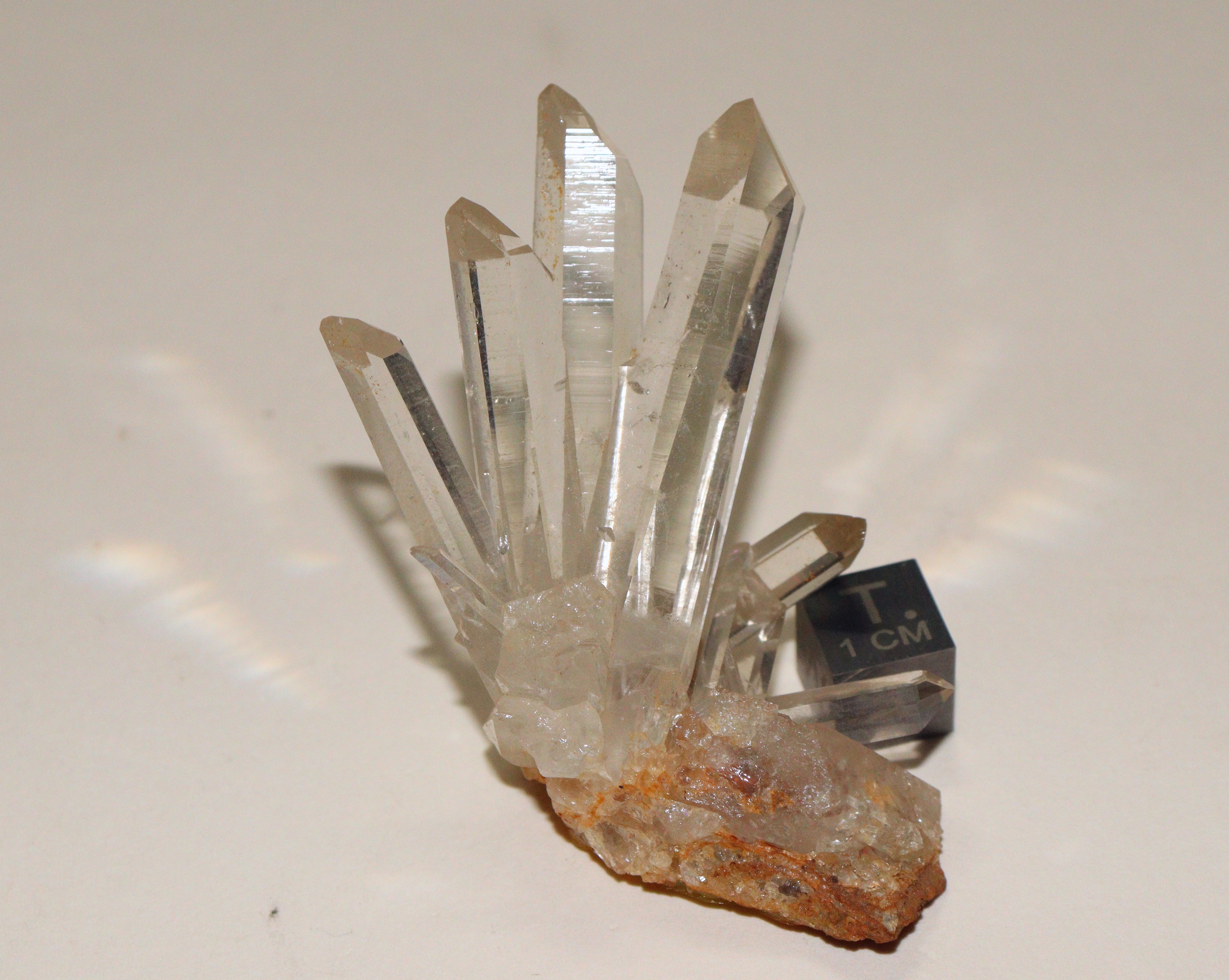 RG0676 Quartz.JPG