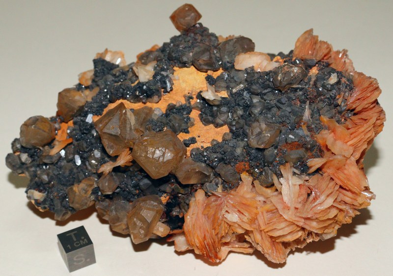 RG0696 Cerussite.JPG