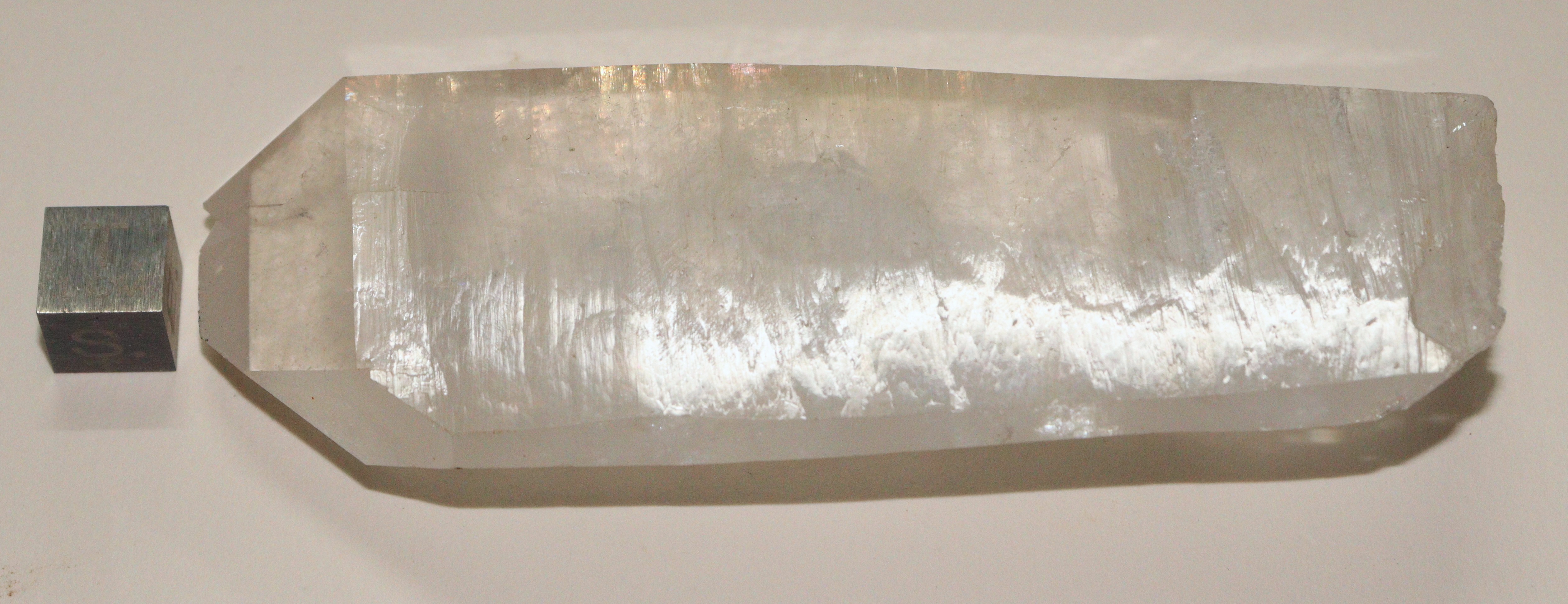 RG0700 Quartz.JPG