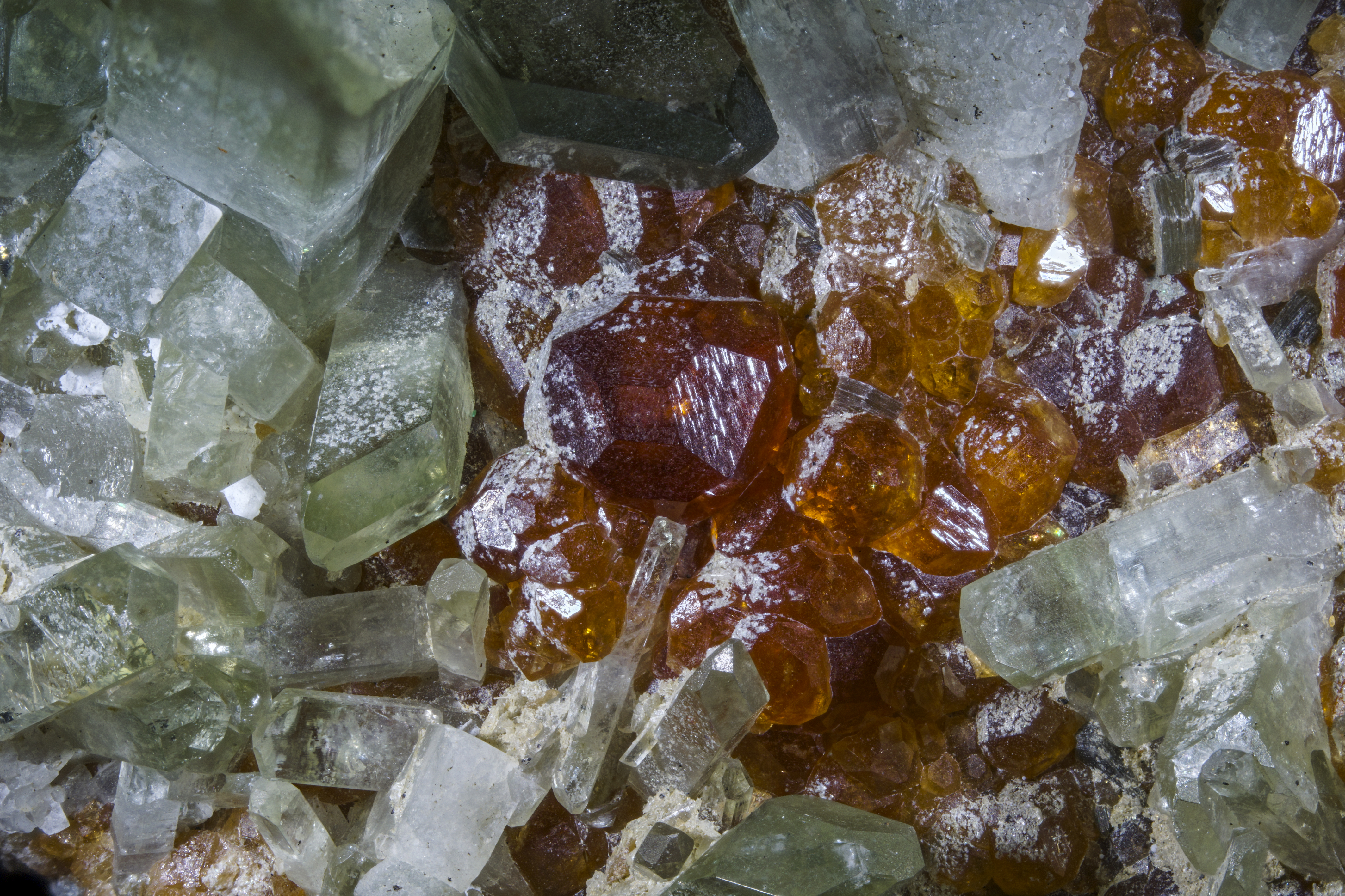 RG0747 27954 Garnet & Diopsite BB 21.jpg