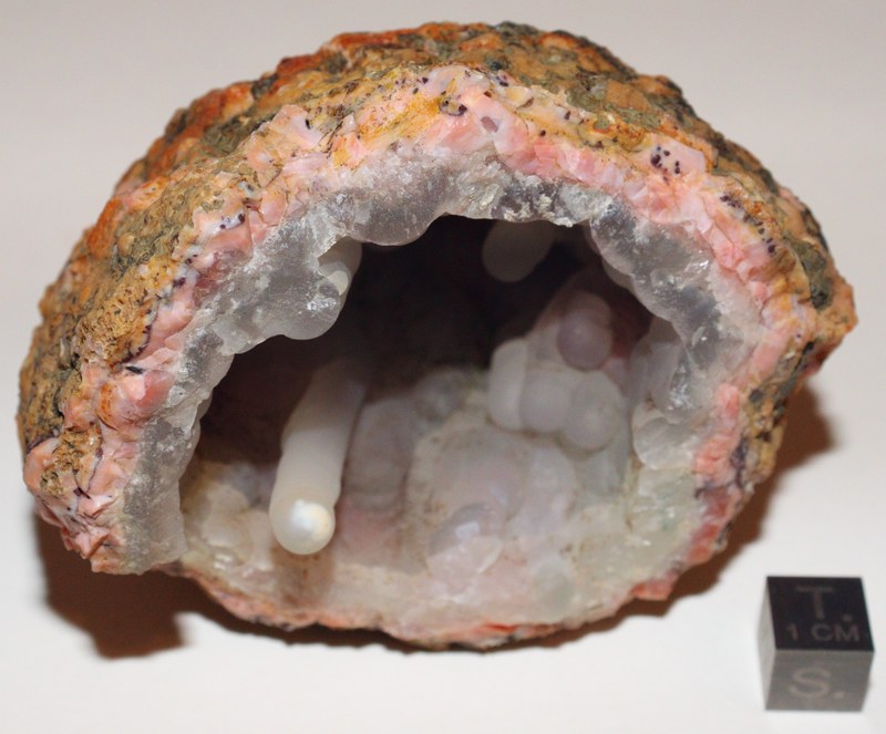 RG0749 Chalcedony b.jpg