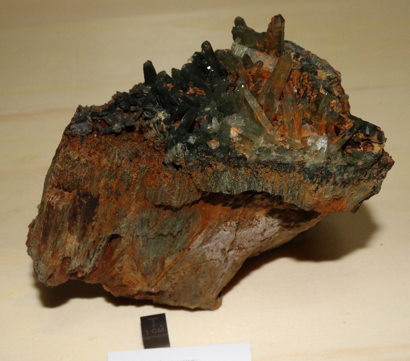 RG0765 Quartz.JPG