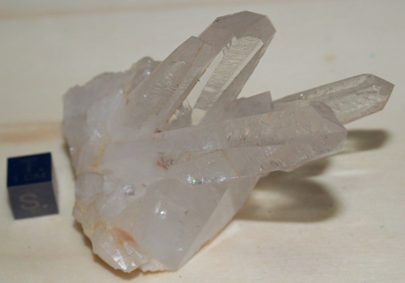 RG0790 Quartz.JPG