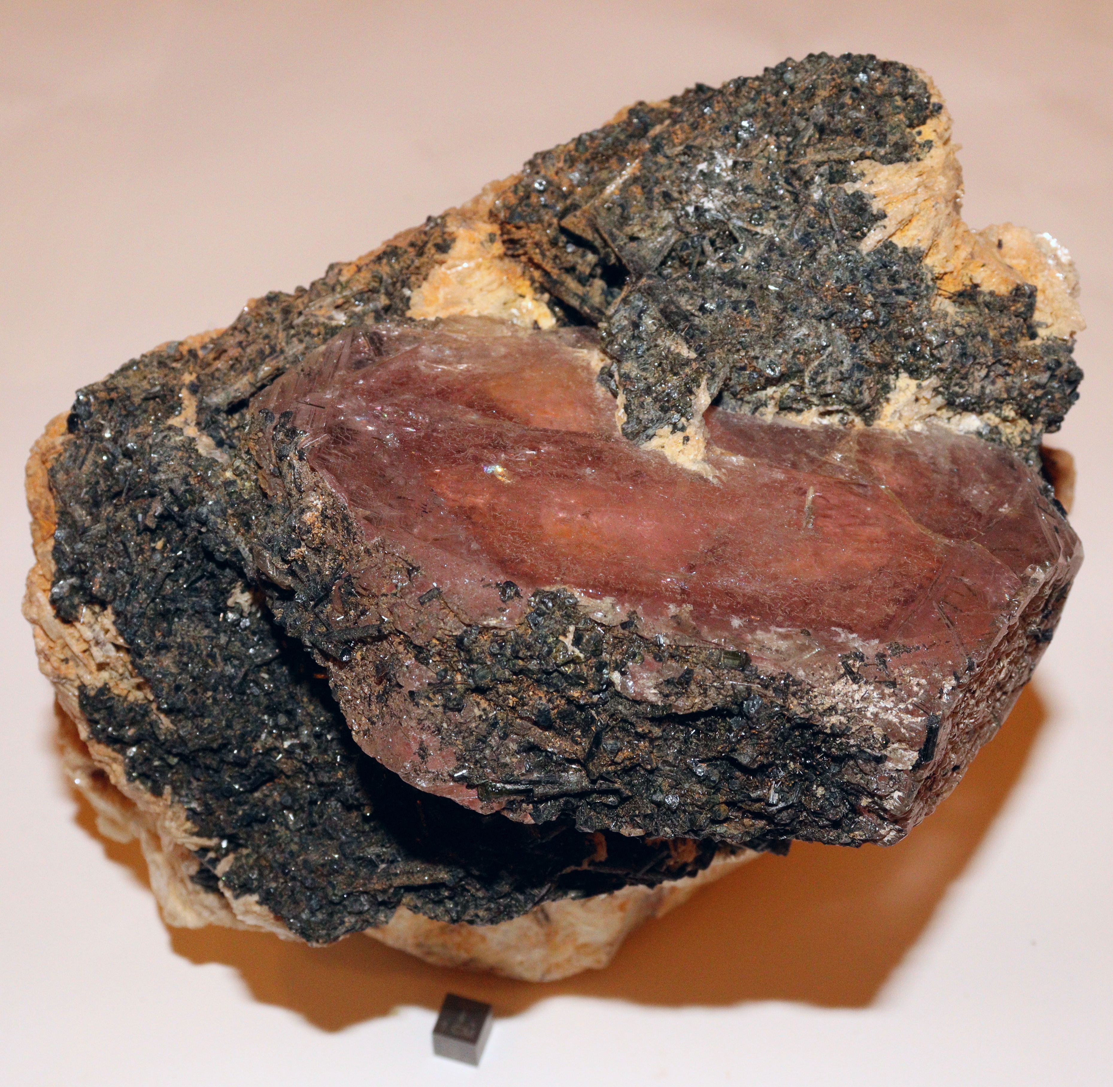 RG0798 Beryl -Morganite-b.jpg