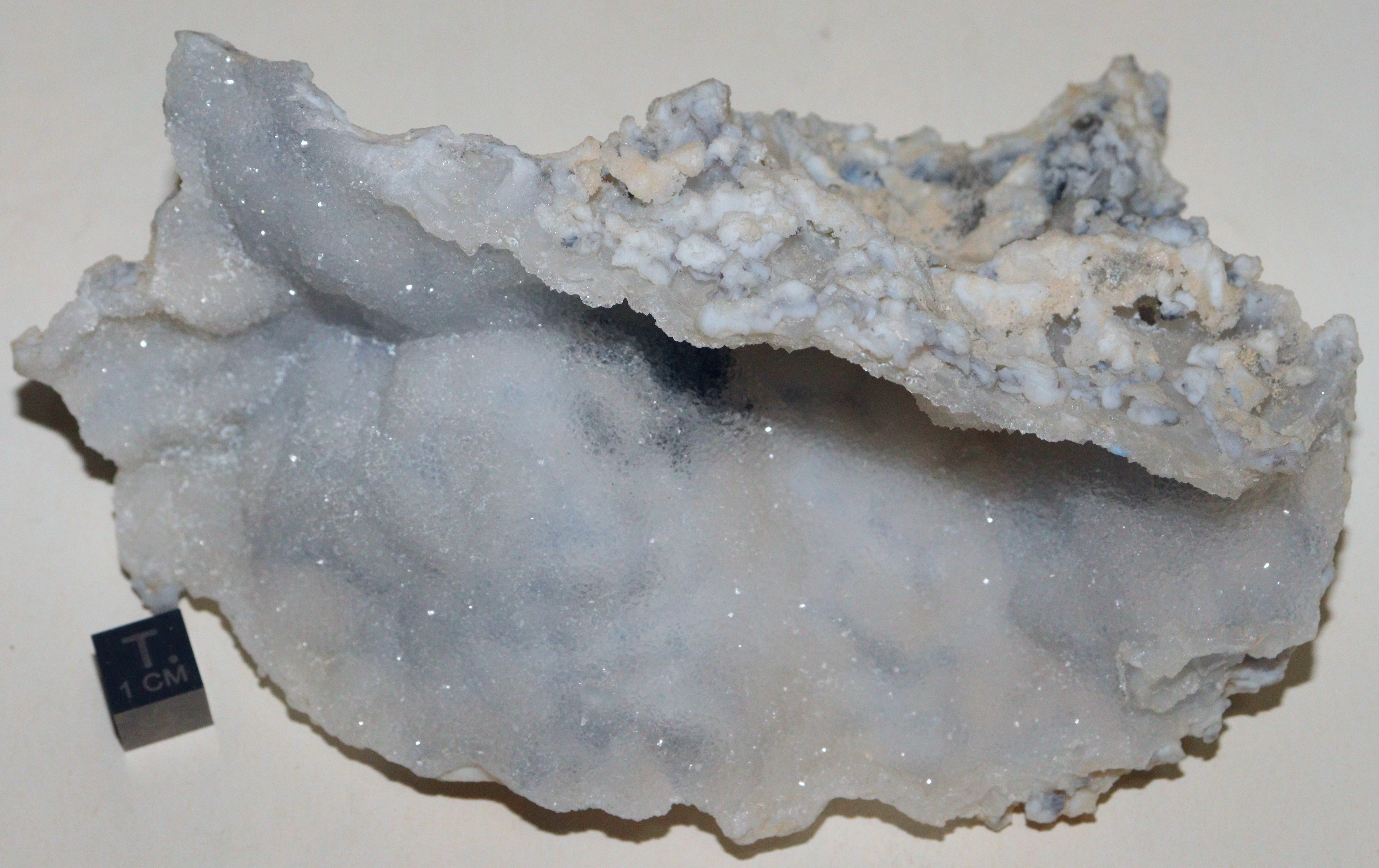 RG0820 Quartz (2).JPG