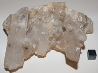 RG0833 Quartz.jpg RG0833 Quartz.jpg