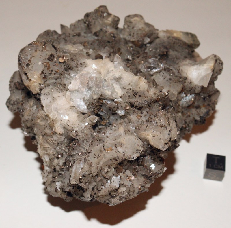 RG0834 Dolomite.jpg